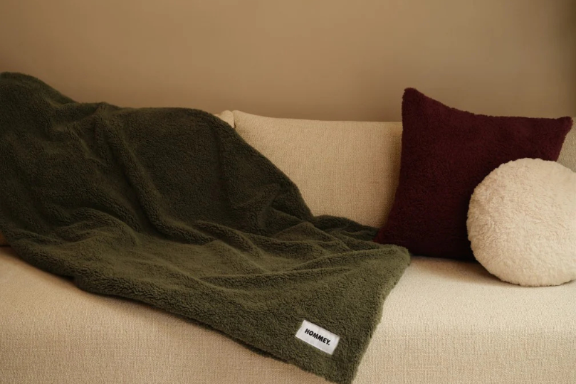 bed throws, fleece blanket, fluffy blanket, throw blankets, throws, 