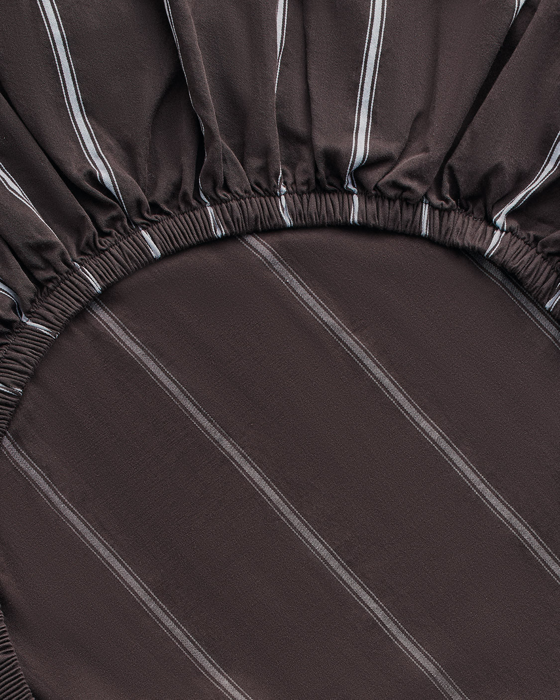 Fitted Sheet - Chocolate (Queen)
